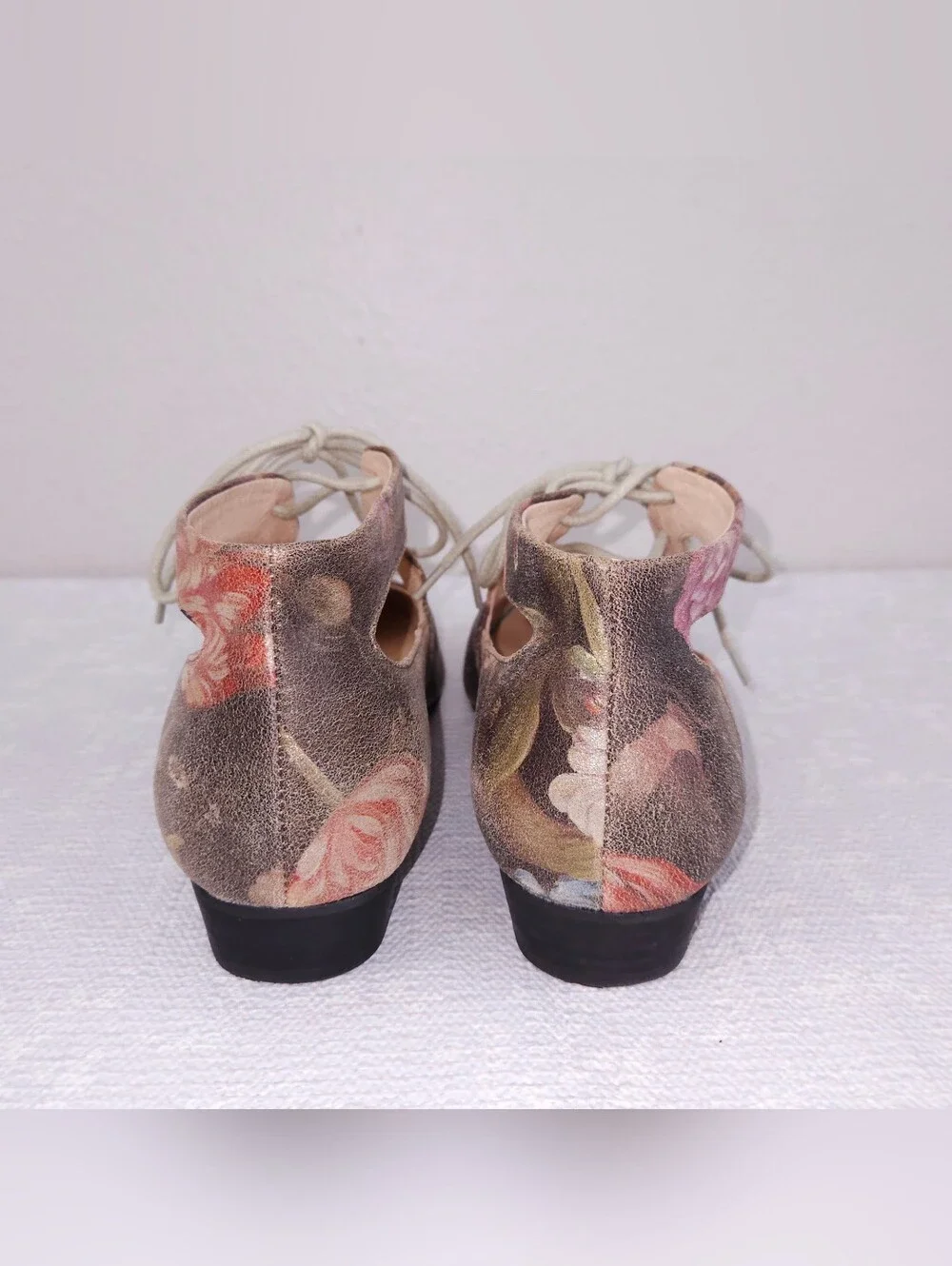 Django & Juliette Lace-Up Mary Jane Flats Ewing Floral Cut-Out Leather Boho